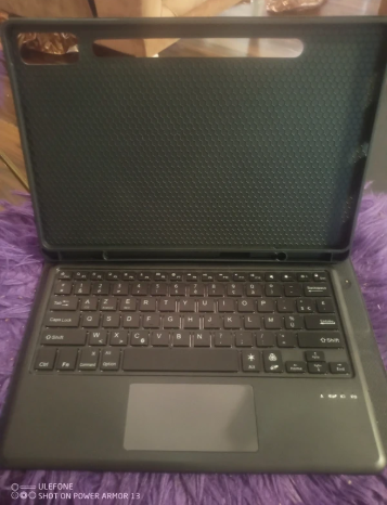 Wireless Bluetoodh keybord und case for tablet cover
